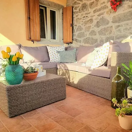 Casa de hóspedes In The Smallest Town In The World Hum