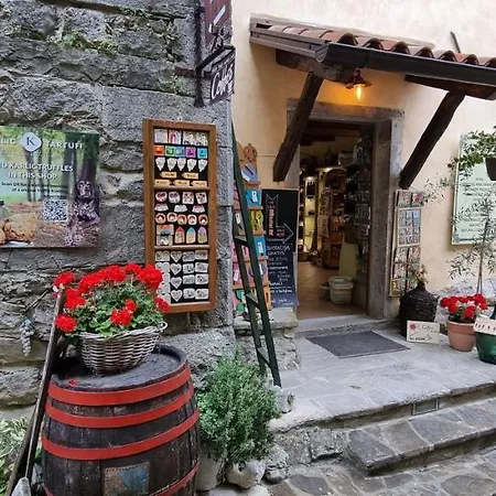 Apartment In The Smallest Town In The World Hum Gostinjska kuća Hum