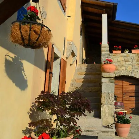 In The Smallest Town In The World Hum